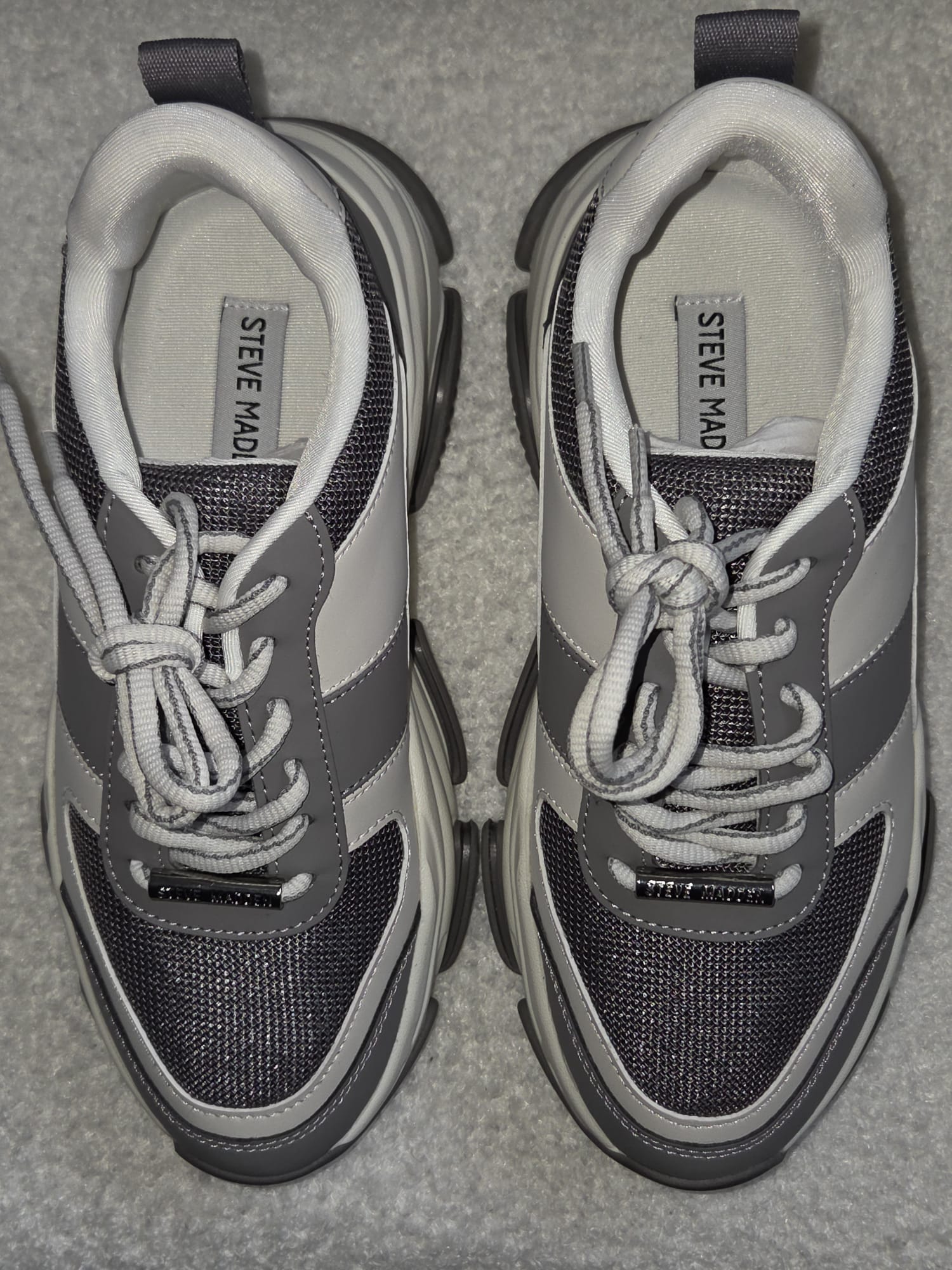 Trendy Steve Madden DRAGON women’s low-top sneakers